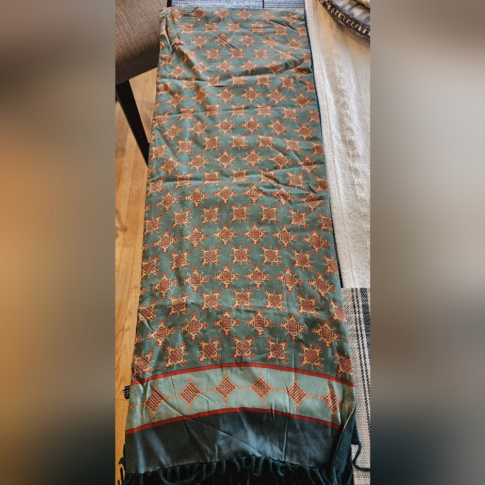 Rare Salvatore Ferragamo Scarf